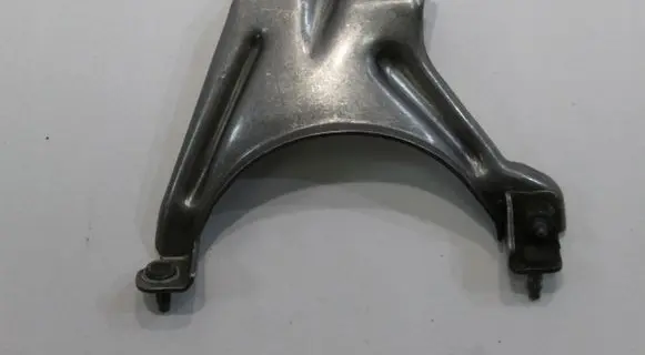 Volkswagen PASSAT B8 Muffler mount bracket/holder 5Q0253461B
