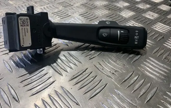Volvo S80 Wiper control stalk 30669860