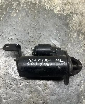 Opel Zafira A Starter motor