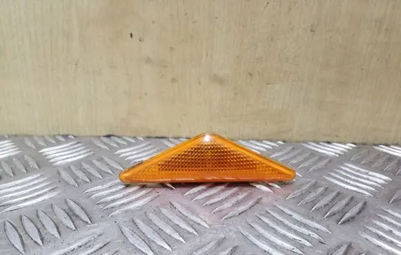 Ford Focus Front fender indicator light XS4H3K354A