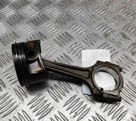 Opel Astra J Piston 55571102