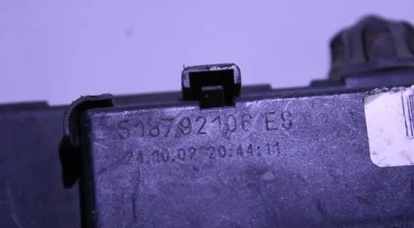 BMW Z4 E85 E86 Engine control unit/module 518792106 24002204411