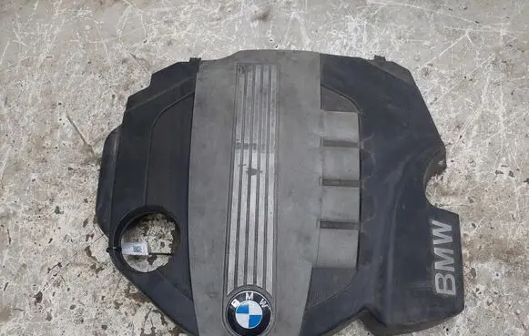 BMW 1 E81 E87 Engine cover (trim) 7797410 11147797410