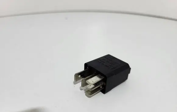 Volkswagen Transporter - Caravelle T5 Other relay 7M0951253C 29201077