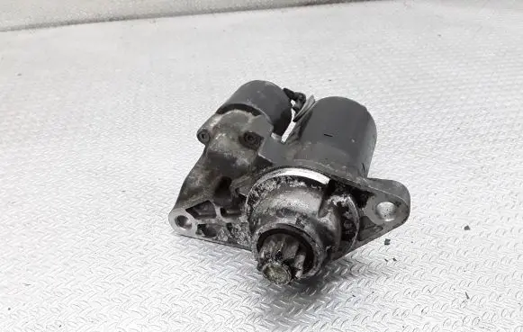 Volkswagen Polo Starter motor 0001120400 02T911023G