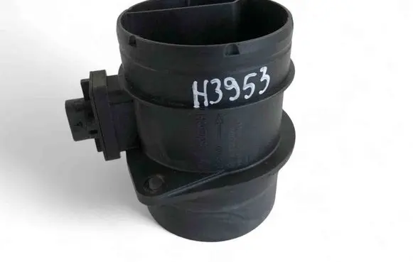 Volkswagen Amarok Mass air flow meter 03L906461A