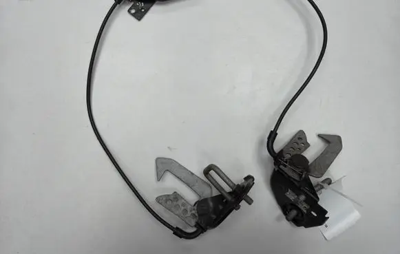 BMW 5 F10 F11 Engine bonnet/hood hinges 13989610 7183764 B174013