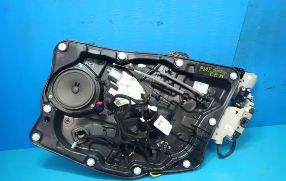Fiat 500X Sliding door motor assembly 00519734330 C48738100