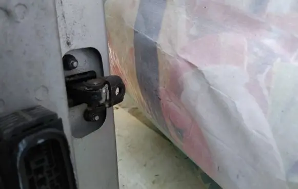 Volvo V50 Front door check strap stopper 
