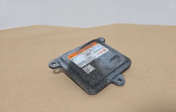 Jaguar XF X250 Headlight ballast module Xenon 10R034663