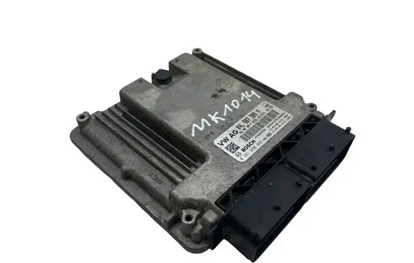Volkswagen PASSAT B8 Engine control unit/module 04L907309M 0281030462