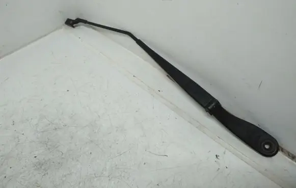 Volvo S40 Front wiper blade arm 30699999