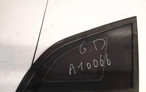 Renault Megane III Rear side window as2