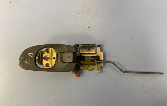 KIA Shuma Front door interior handle