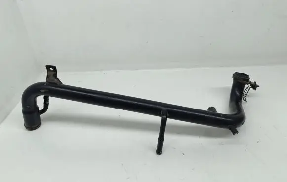 Audi A6 S6 C6 4F Engine coolant pipe/hose 058121071