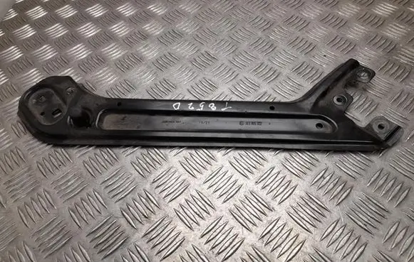 Skoda Octavia Mk4 Engine mounting bracket 5E3805932A