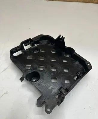 Porsche Cayenne (9Y0 9Y3) Engine control unit holder 4M0907650C