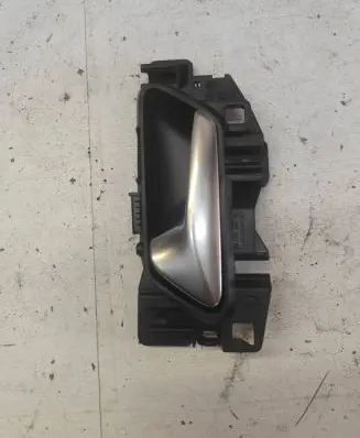 Peugeot 308 Front door interior handle 98000005V