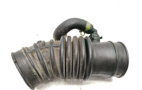 Nissan Almera Tino Air intake duct part