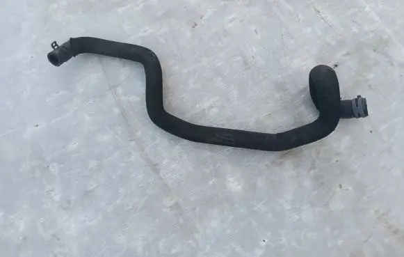 Audi A8 S8 D4 4H Engine coolant pipe/hose 4H1819674AF