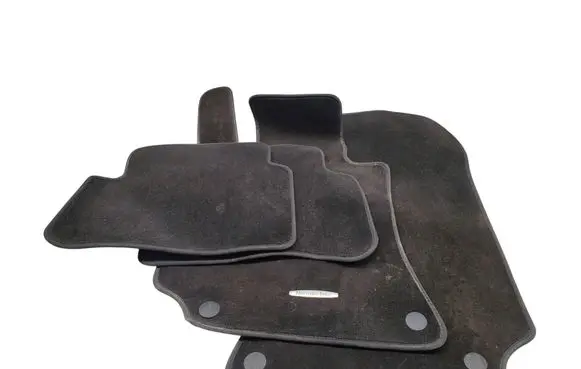 Mercedes-Benz CLS C218 X218 Car floor mat set A2126307948 A2126802148 A2126840303
