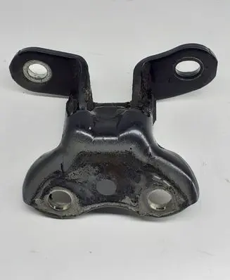 Toyota Verso Front door lower hinge 