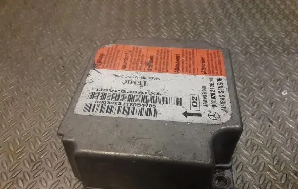 Mercedes-Benz E W210 Airbag control unit/module 0028202126