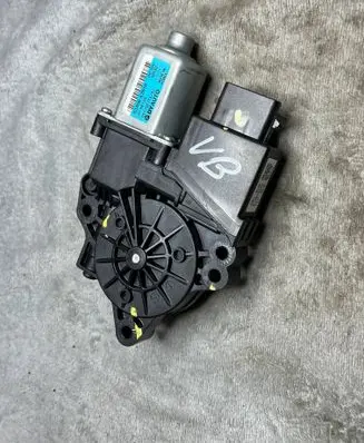 KIA Ceed Rear glass lock/latch X13 83450A2010