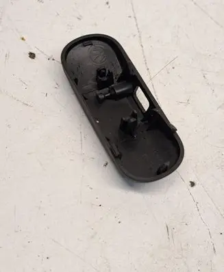 Volkswagen Golf V Windshield washer spray nozzle 1T0955986