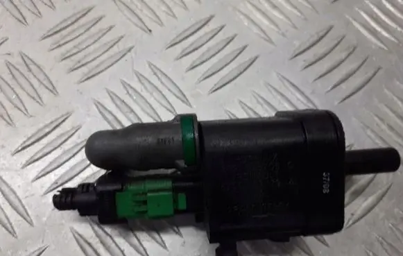 Renault Laguna III Turbo solenoid valve 8200699179A