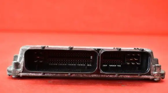 Skoda Fabia Mk1 (6Y) Engine control unit/module ECU 03E906033F