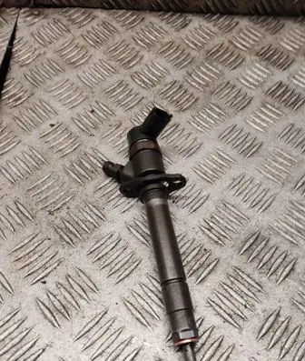 Fuel injector