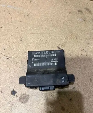 Volkswagen PASSAT B6 Gateway control module 1K0907530C