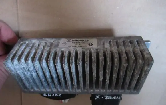 Nissan X-Trail T32 Glow plug pre-heat relay 271206395R