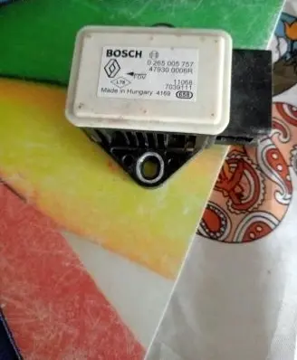 Nissan Qashqai ESP acceleration yaw rate sensor 0265005757 479300006R