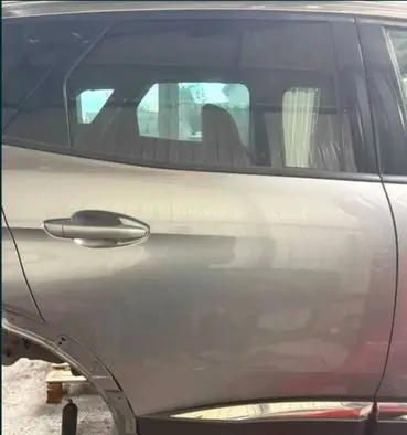 Peugeot 3008 II Rear door
