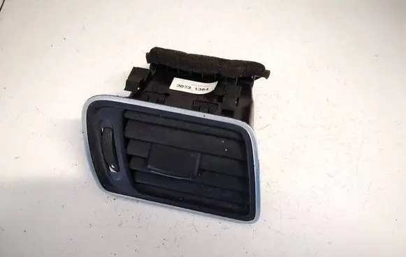 Volkswagen PASSAT B7 Dash center air vent grill 3ac819702a