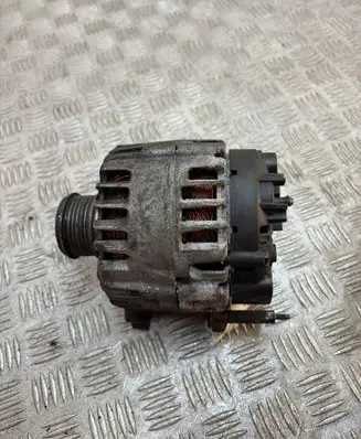 Volkswagen Golf VI Generator/alternator 03L903023F