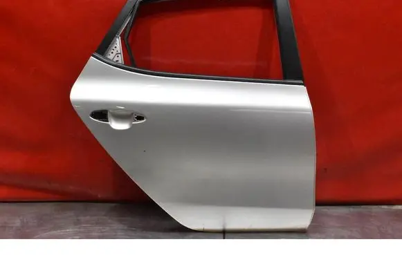 KIA Ceed Rear door 