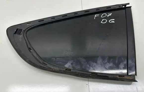 BMW 5 GT F07 Rear side window 7197898