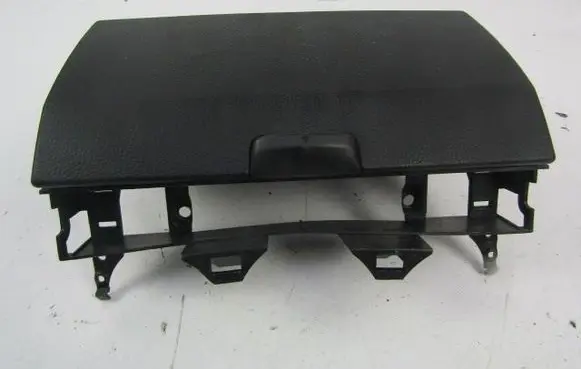 Mazda 6 Glove box 
