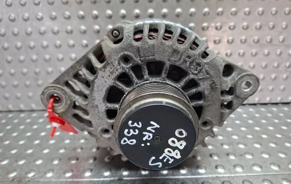 Opel Astra H Generator/alternator S27624338 8400218