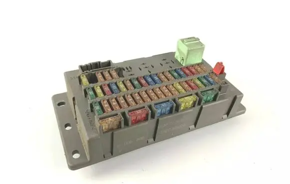 Mini One - Cooper R50 - 53 Fuse box set 6906598