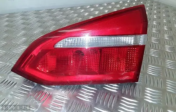 Ford Focus Tailgate rear/tail lights F1EB13A602BA