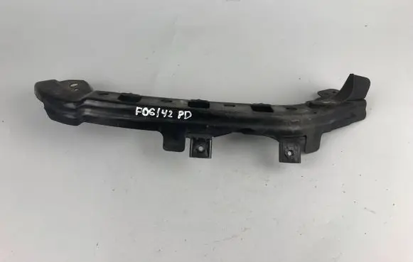 Subaru Forester SG Headlight/headlamp mounting bracket