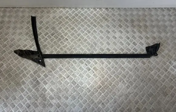 Mercedes-Benz SL R231 Front door rubber seal A2317200624 2317200624