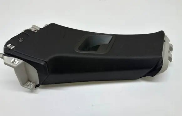 Porsche Cayenne (9Y0 9Y3) (D)pillar trim (top) FAG536 9Y0867283