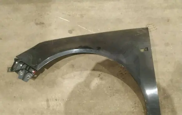 Opel Insignia A Fender JUODAS