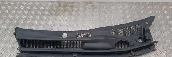 Toyota RAV 4 (XA20) Wiper trim 5570842130 5578142040 5570842110