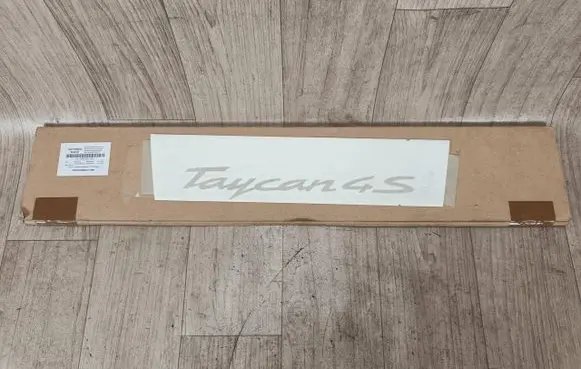 Porsche Taycan 9J1 Rear door emblem/model letters 9J10448000124K 9J1044800